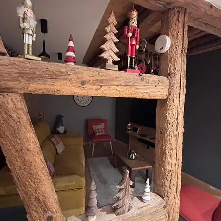 La Maison Des Charpentiers *