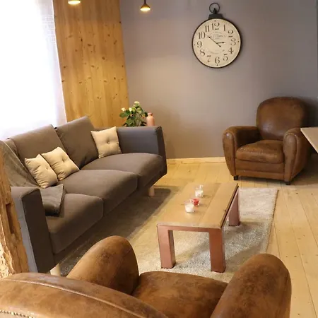 La Maison Des Charpentiers *